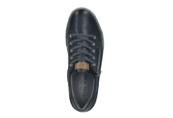 Claire 13 Zip Trainer