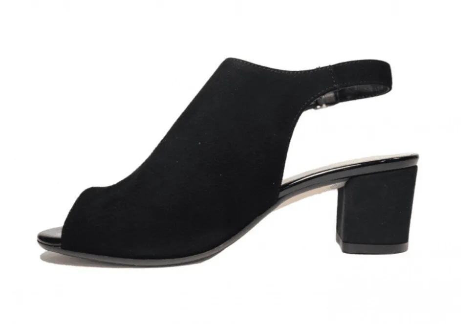 Giappone Block Heel Sandal