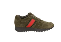 Oseka 700 Wide Fitting Trainer